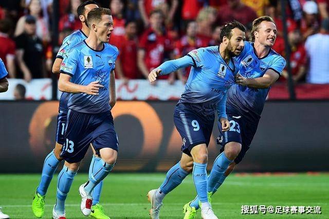 世界泳联花样游泳世界杯（西安站）启幕 英国选手汤布林摘首金